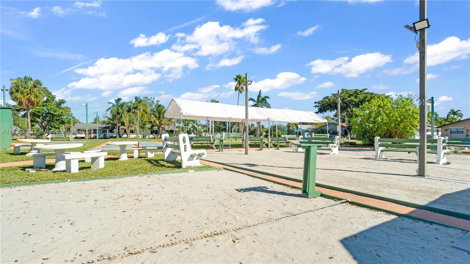 815 SW 11th Ave 23G, Hallandale Beach, Florida 33009, 2 Bedrooms Bedrooms, ,1 BathroomBathrooms,Residential,For Sale,815 SW 11th Ave 23G,A11522523