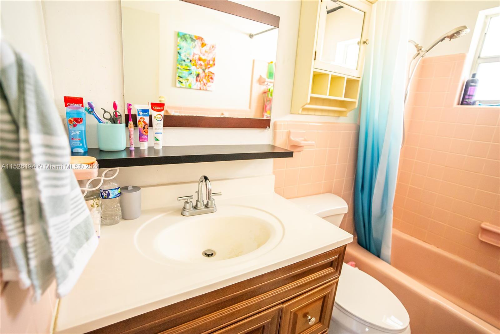 2444 Polk St 210, Hollywood, Florida 33020, 2 Bedrooms Bedrooms, ,1 BathroomBathrooms,Residential,For Sale,2444 Polk St 210,A11526194