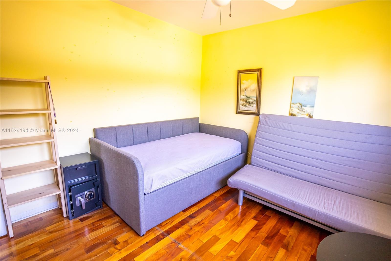 2444 Polk St 210, Hollywood, Florida 33020, 2 Bedrooms Bedrooms, ,1 BathroomBathrooms,Residential,For Sale,2444 Polk St 210,A11526194