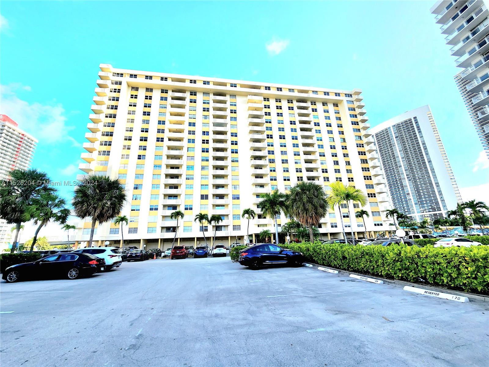1833 S Ocean Dr 1403, Hallandale Beach, Florida 33009, 2 Bedrooms Bedrooms, ,2 BathroomsBathrooms,Residential,For Sale,1833 S Ocean Dr 1403,A11526204