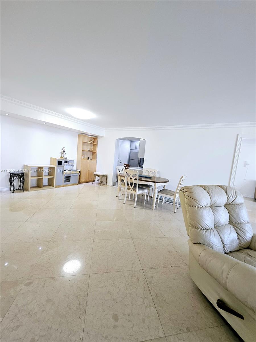 1833 S Ocean Dr 1403, Hallandale Beach, Florida 33009, 2 Bedrooms Bedrooms, ,2 BathroomsBathrooms,Residential,For Sale,1833 S Ocean Dr 1403,A11526204