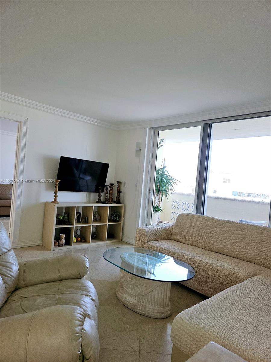 1833 S Ocean Dr 1403, Hallandale Beach, Florida 33009, 2 Bedrooms Bedrooms, ,2 BathroomsBathrooms,Residential,For Sale,1833 S Ocean Dr 1403,A11526204