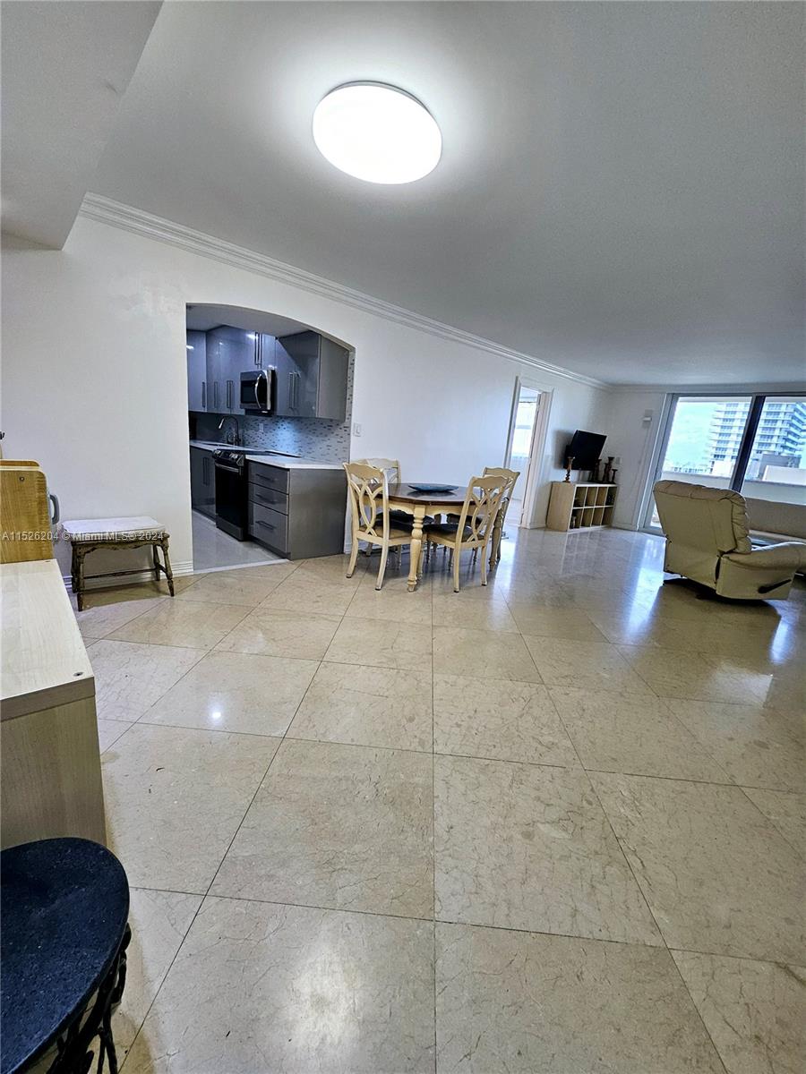 1833 S Ocean Dr 1403, Hallandale Beach, Florida 33009, 2 Bedrooms Bedrooms, ,2 BathroomsBathrooms,Residential,For Sale,1833 S Ocean Dr 1403,A11526204