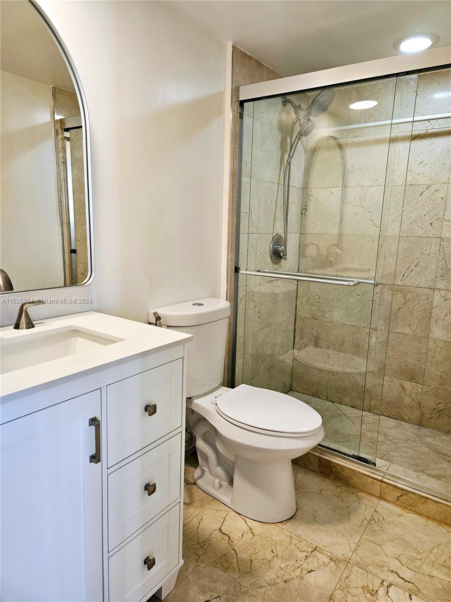 1833 S Ocean Dr 1403, Hallandale Beach, Florida 33009, 2 Bedrooms Bedrooms, ,2 BathroomsBathrooms,Residential,For Sale,1833 S Ocean Dr 1403,A11526204