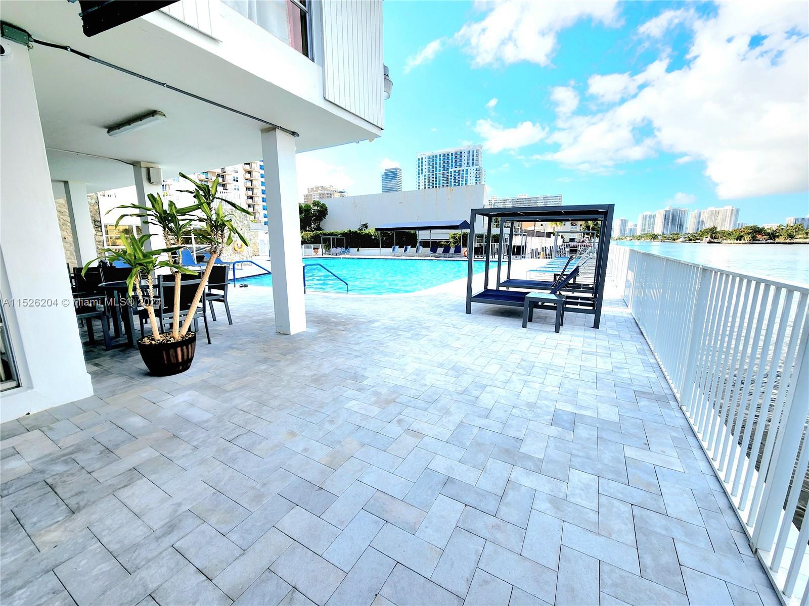 1833 S Ocean Dr 1403, Hallandale Beach, Florida 33009, 2 Bedrooms Bedrooms, ,2 BathroomsBathrooms,Residential,For Sale,1833 S Ocean Dr 1403,A11526204