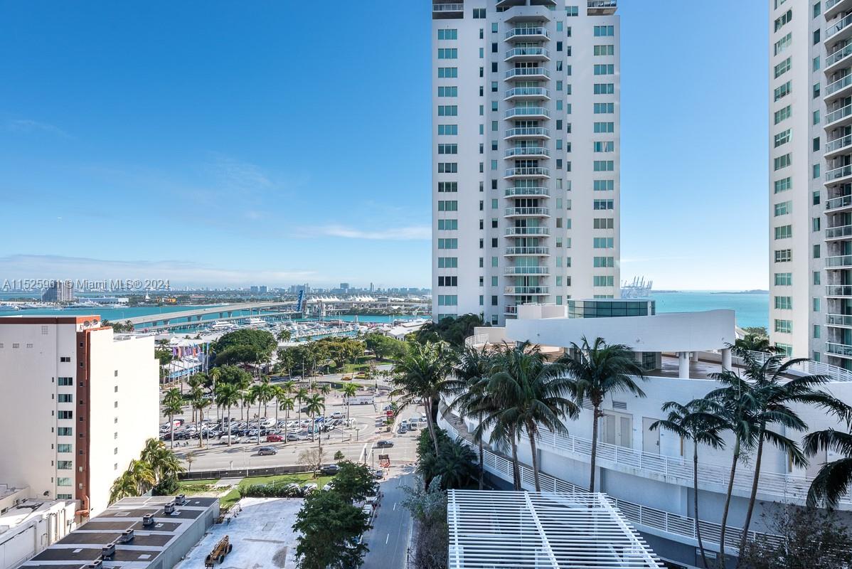 234 NE 3rd St 1502, Miami, Florida 33132, 2 Bedrooms Bedrooms, ,2 BathroomsBathrooms,Residentiallease,For Rent,234 NE 3rd St 1502,A11525961