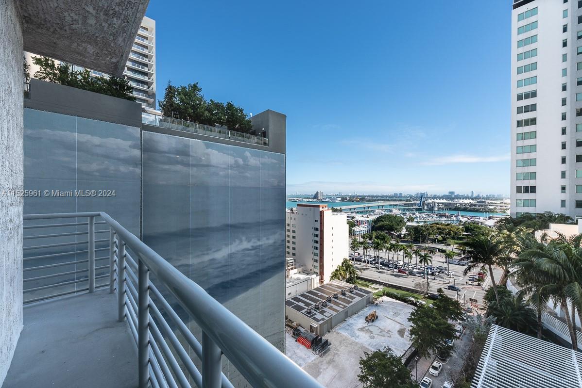 234 NE 3rd St 1502, Miami, Florida 33132, 2 Bedrooms Bedrooms, ,2 BathroomsBathrooms,Residentiallease,For Rent,234 NE 3rd St 1502,A11525961