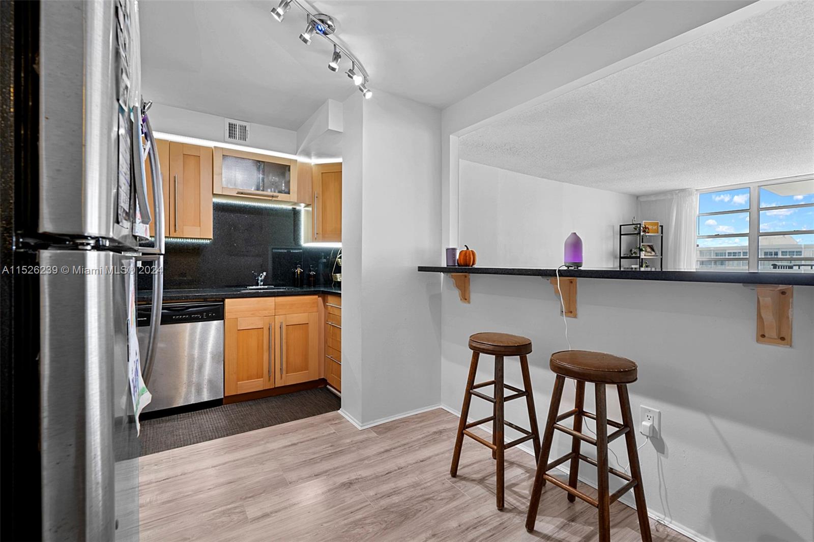 2780 183rd St, Aventura, FL, 33160 United States, 2 Bedrooms Bedrooms, ,2 BathroomsBathrooms,Residential,For Sale,183rd St,A11526239