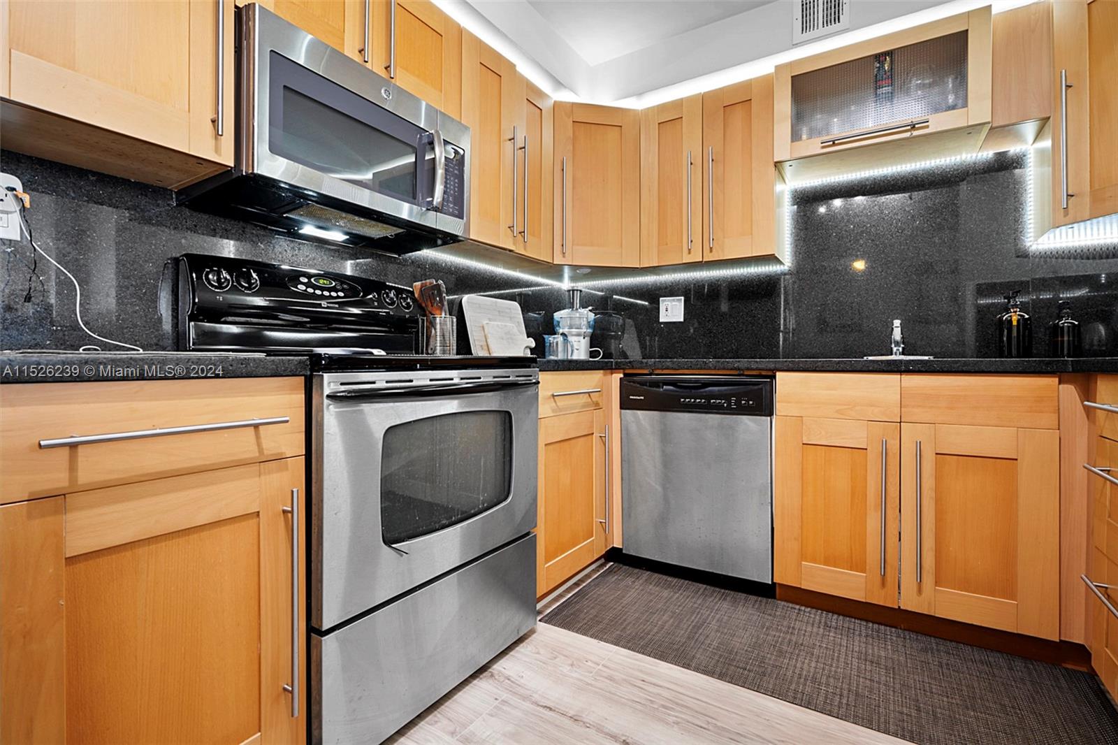 2780 183rd St, Aventura, FL, 33160 United States, 2 Bedrooms Bedrooms, ,2 BathroomsBathrooms,Residential,For Sale,183rd St,A11526239