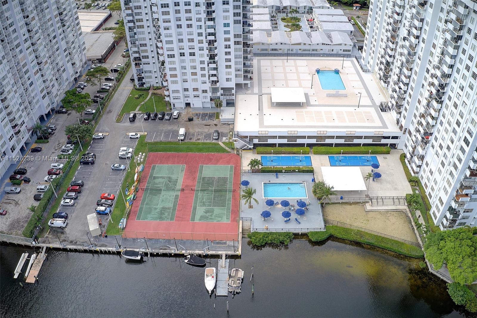 2780 183rd St, Aventura, FL, 33160 United States, 2 Bedrooms Bedrooms, ,2 BathroomsBathrooms,Residential,For Sale,183rd St,A11526239