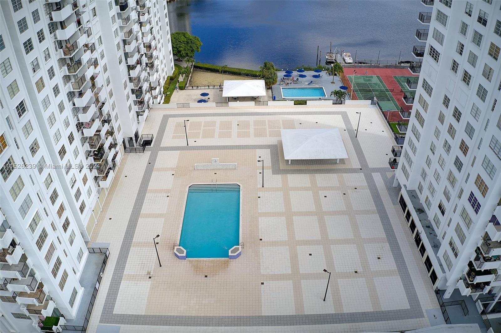 2780 183rd St, Aventura, FL, 33160 United States, 2 Bedrooms Bedrooms, ,2 BathroomsBathrooms,Residential,For Sale,183rd St,A11526239