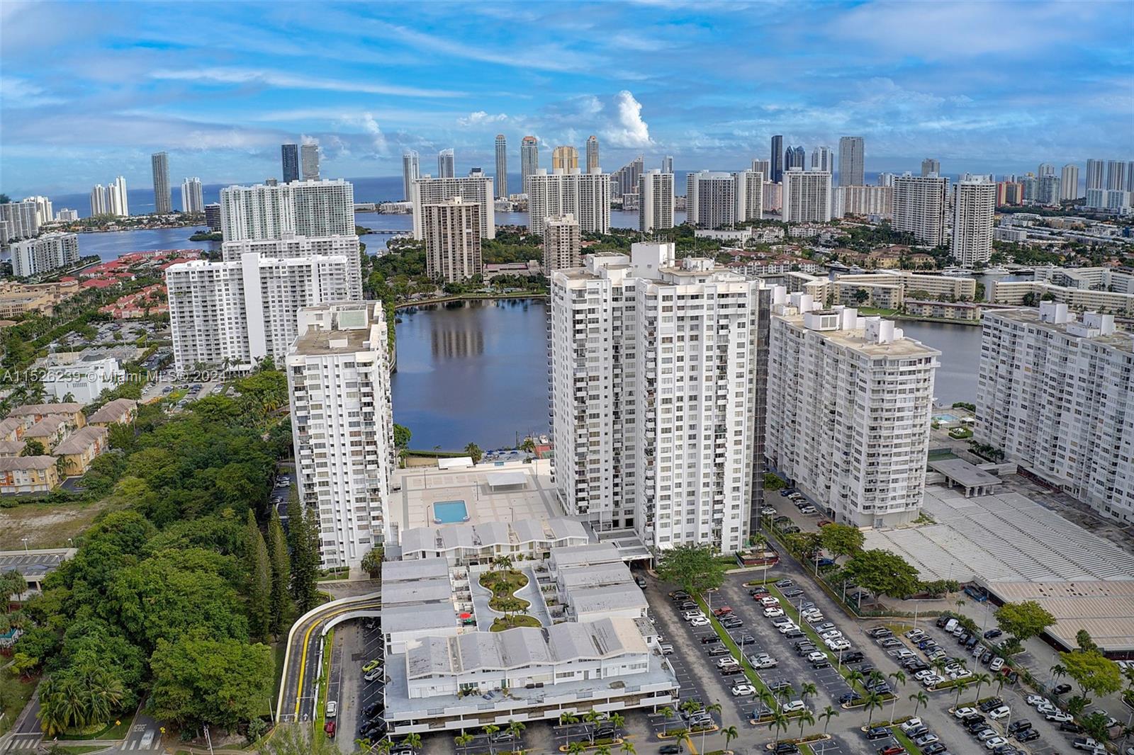 2780 183rd St, Aventura, FL, 33160 United States, 2 Bedrooms Bedrooms, ,2 BathroomsBathrooms,Residential,For Sale,183rd St,A11526239