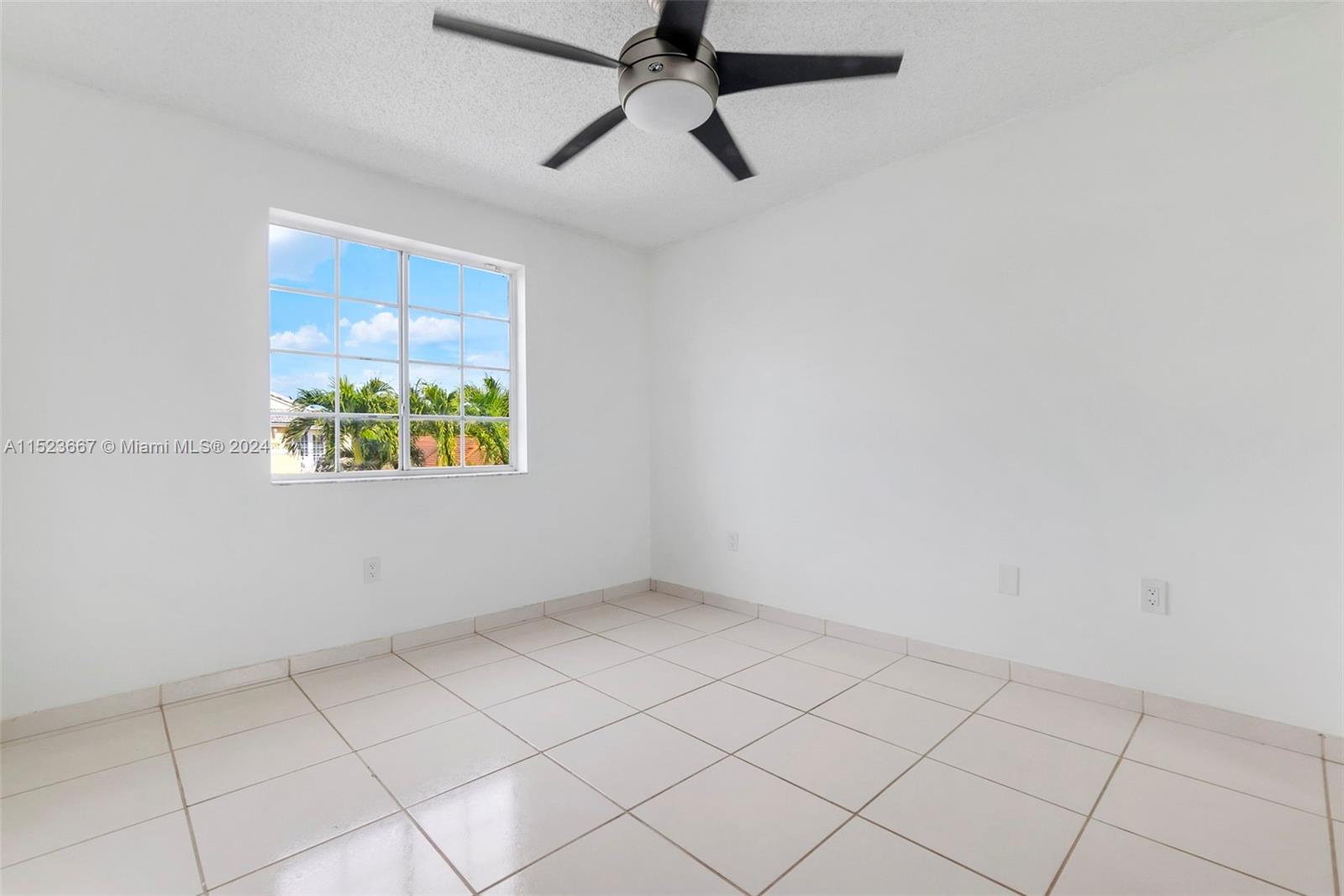 16064 SW 83rd Ter, Miami, Florida 33193, 4 Bedrooms Bedrooms, ,3 BathroomsBathrooms,Residential,For Sale,16064 SW 83rd Ter,A11523667