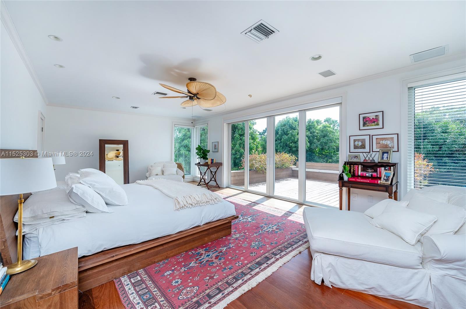 6320 132nd St, Pinecrest, FL, 33156 United States, 6 Bedrooms Bedrooms, ,5 BathroomsBathrooms,Residential,For Sale,132nd St,A11525303