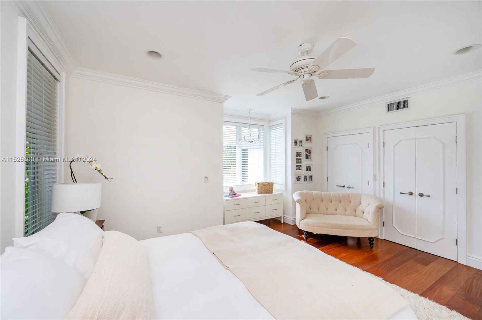 Bedroom 5 with in-suite bathroom