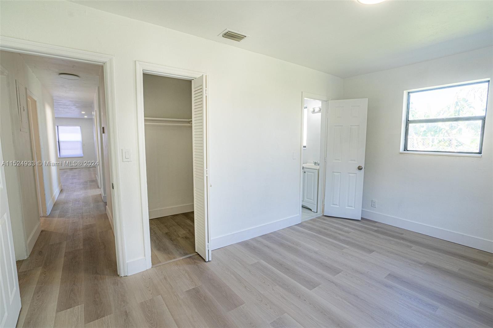 660 28th Dr, Fort Lauderdale, FL, 33312 United States, 4 Bedrooms Bedrooms, ,2 BathroomsBathrooms,Residential,For Sale,28th Dr,A11524933