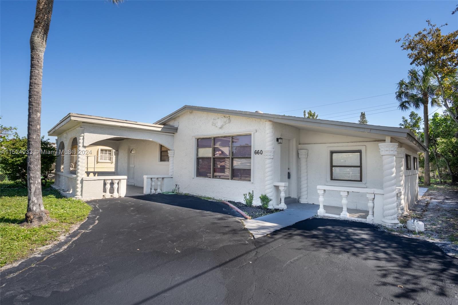 660 28th Dr, Fort Lauderdale, FL, 33312 United States, 4 Bedrooms Bedrooms, ,2 BathroomsBathrooms,Residential,For Sale,28th Dr,A11524933