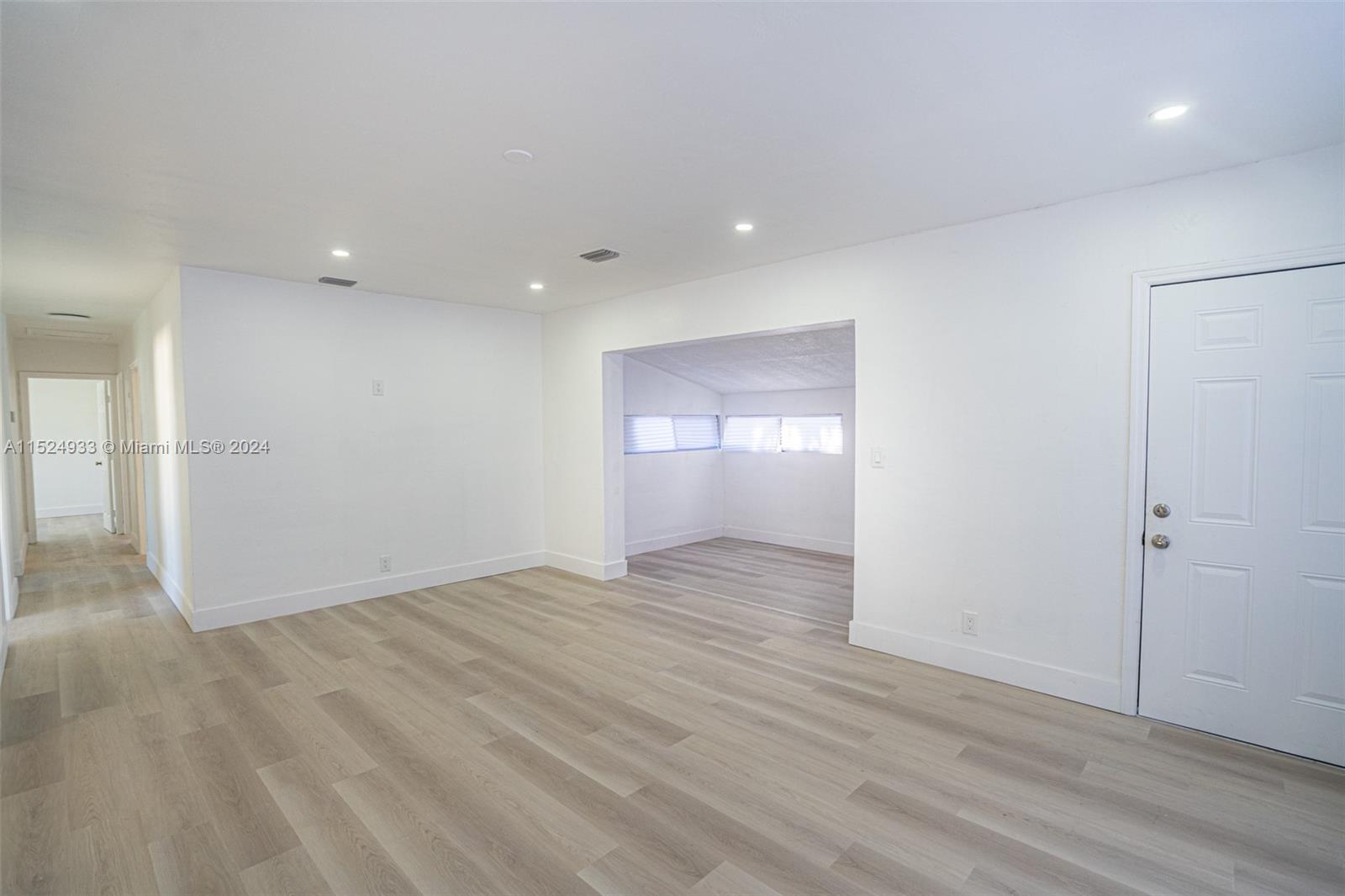 660 28th Dr, Fort Lauderdale, FL, 33312 United States, 4 Bedrooms Bedrooms, ,2 BathroomsBathrooms,Residential,For Sale,28th Dr,A11524933