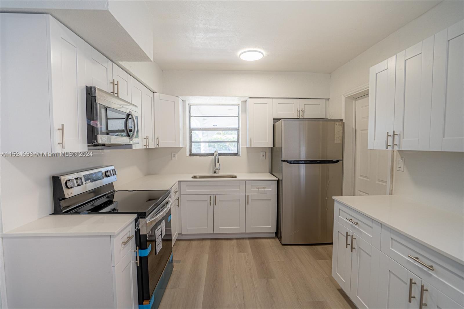 660 28th Dr, Fort Lauderdale, FL, 33312 United States, 4 Bedrooms Bedrooms, ,2 BathroomsBathrooms,Residential,For Sale,28th Dr,A11524933