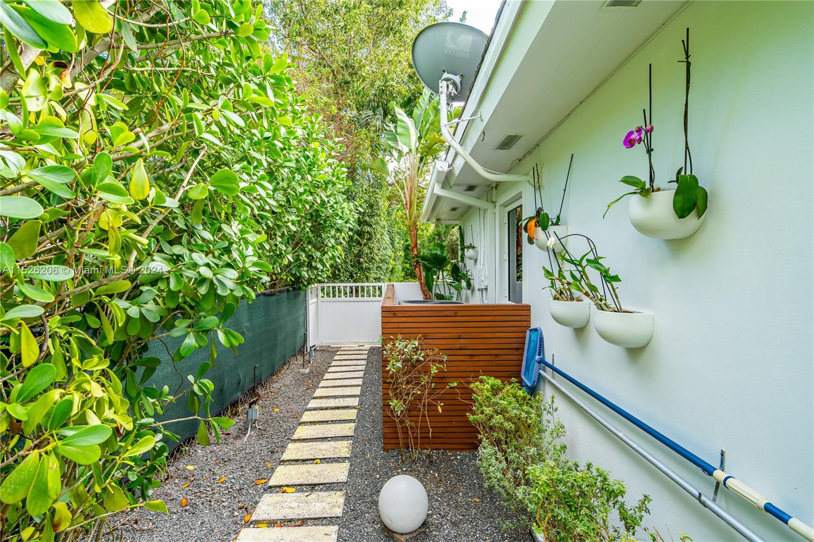 3591 Prospect Dr, Coral Gables, FL, 33133 United States, 3 Bedrooms Bedrooms, ,3 BathroomsBathrooms,Residential,For Sale,Prospect Dr,A11526206