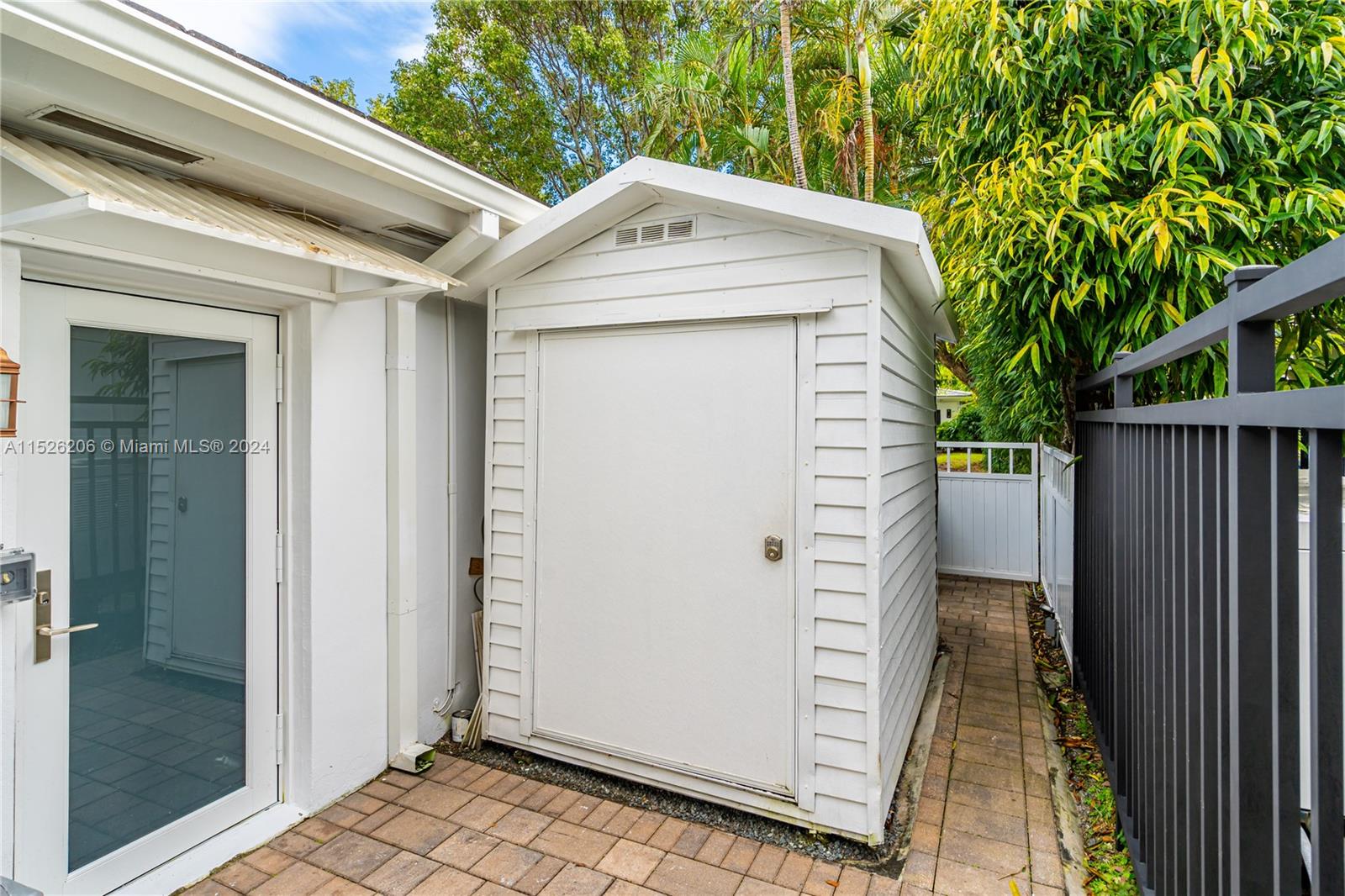 3591 Prospect Dr, Coral Gables, FL, 33133 United States, 3 Bedrooms Bedrooms, ,3 BathroomsBathrooms,Residential,For Sale,Prospect Dr,A11526206