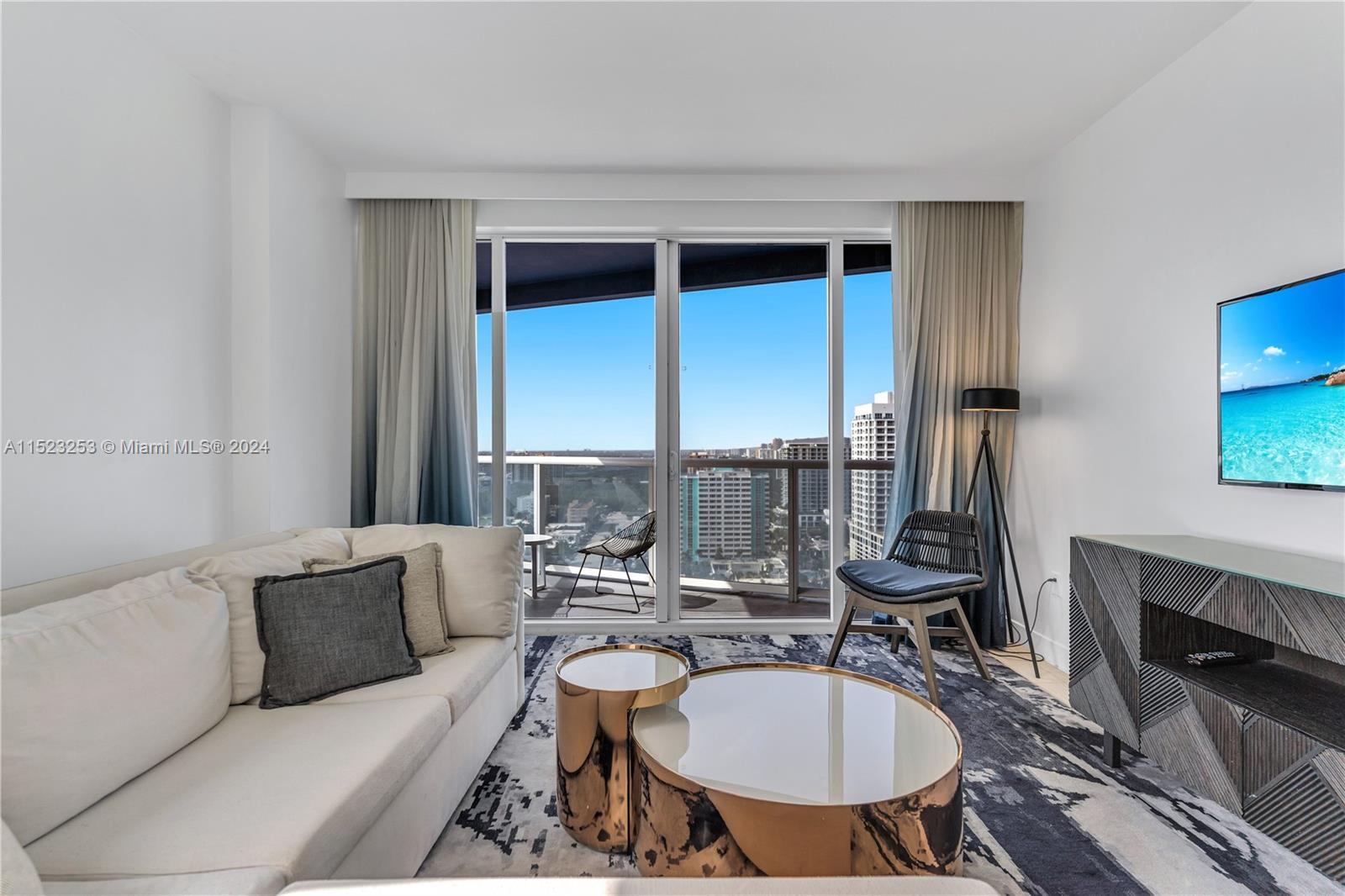 3101 Bayshore Dr, Fort Lauderdale, FL, 33304 United States, 2 Bedrooms Bedrooms, ,2 BathroomsBathrooms,Residential,For Sale,Bayshore Dr,A11523253