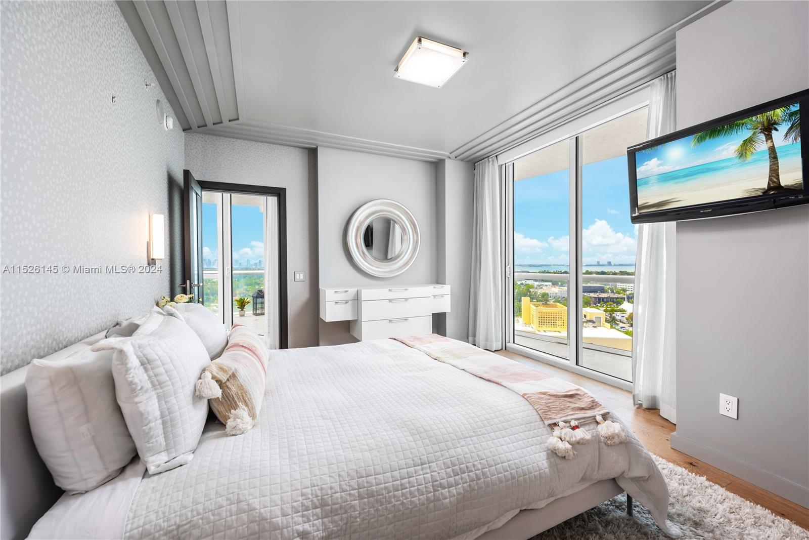 3801 Collins Ave, Miami Beach, FL, 33140 United States, 4 Bedrooms Bedrooms, ,4 BathroomsBathrooms,Residential,For Sale,Collins Ave,A11526145