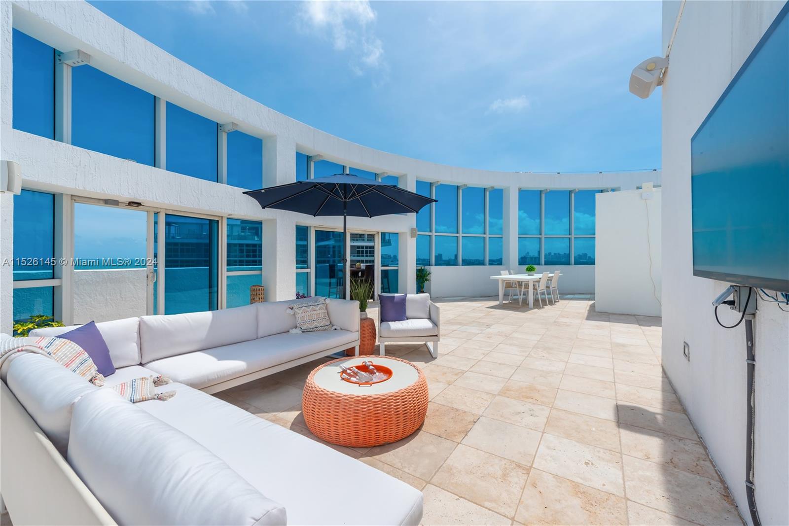 3801 Collins Ave, Miami Beach, FL, 33140 United States, 4 Bedrooms Bedrooms, ,4 BathroomsBathrooms,Residential,For Sale,Collins Ave,A11526145