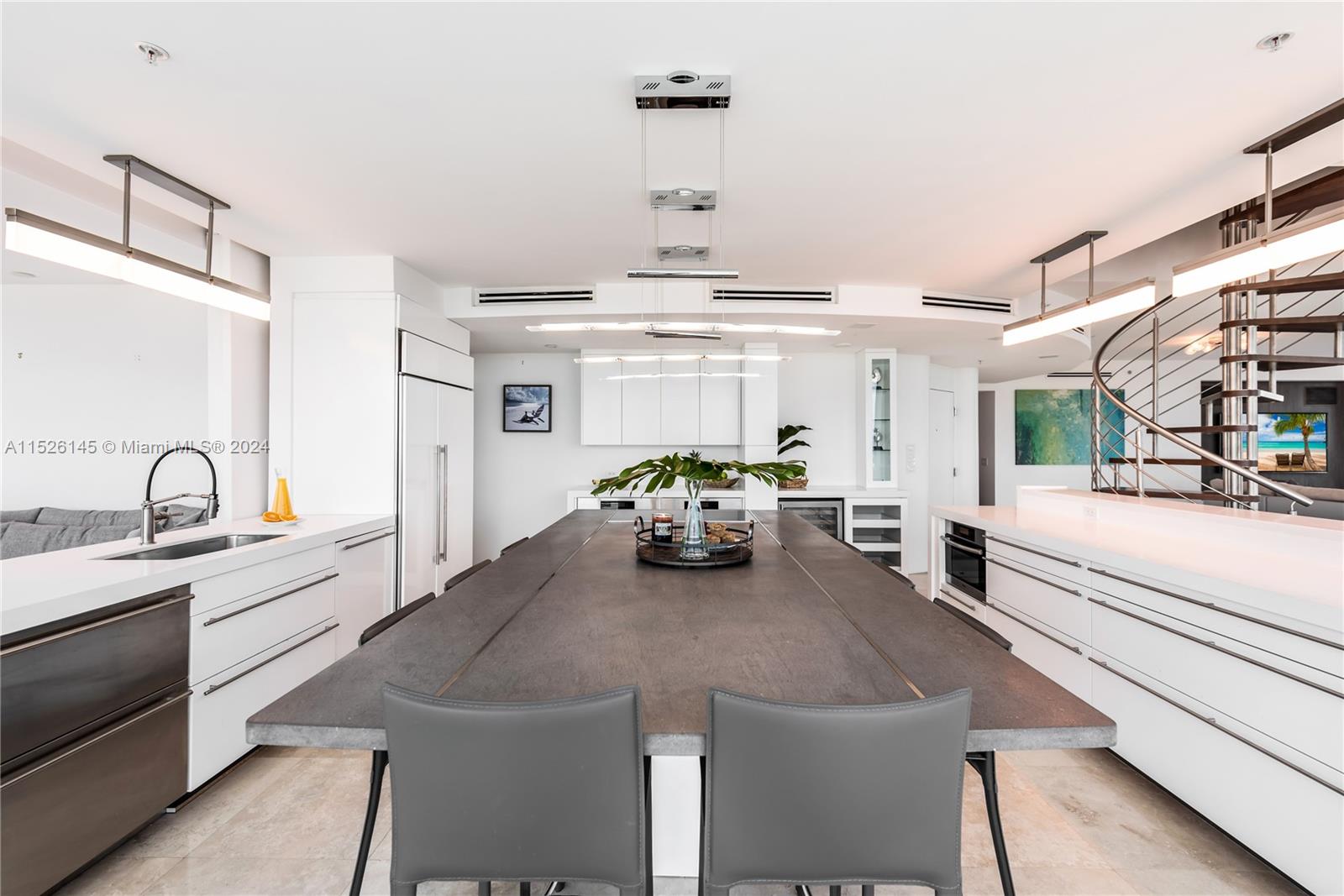 3801 Collins Ave, Miami Beach, FL, 33140 United States, 4 Bedrooms Bedrooms, ,4 BathroomsBathrooms,Residential,For Sale,Collins Ave,A11526145