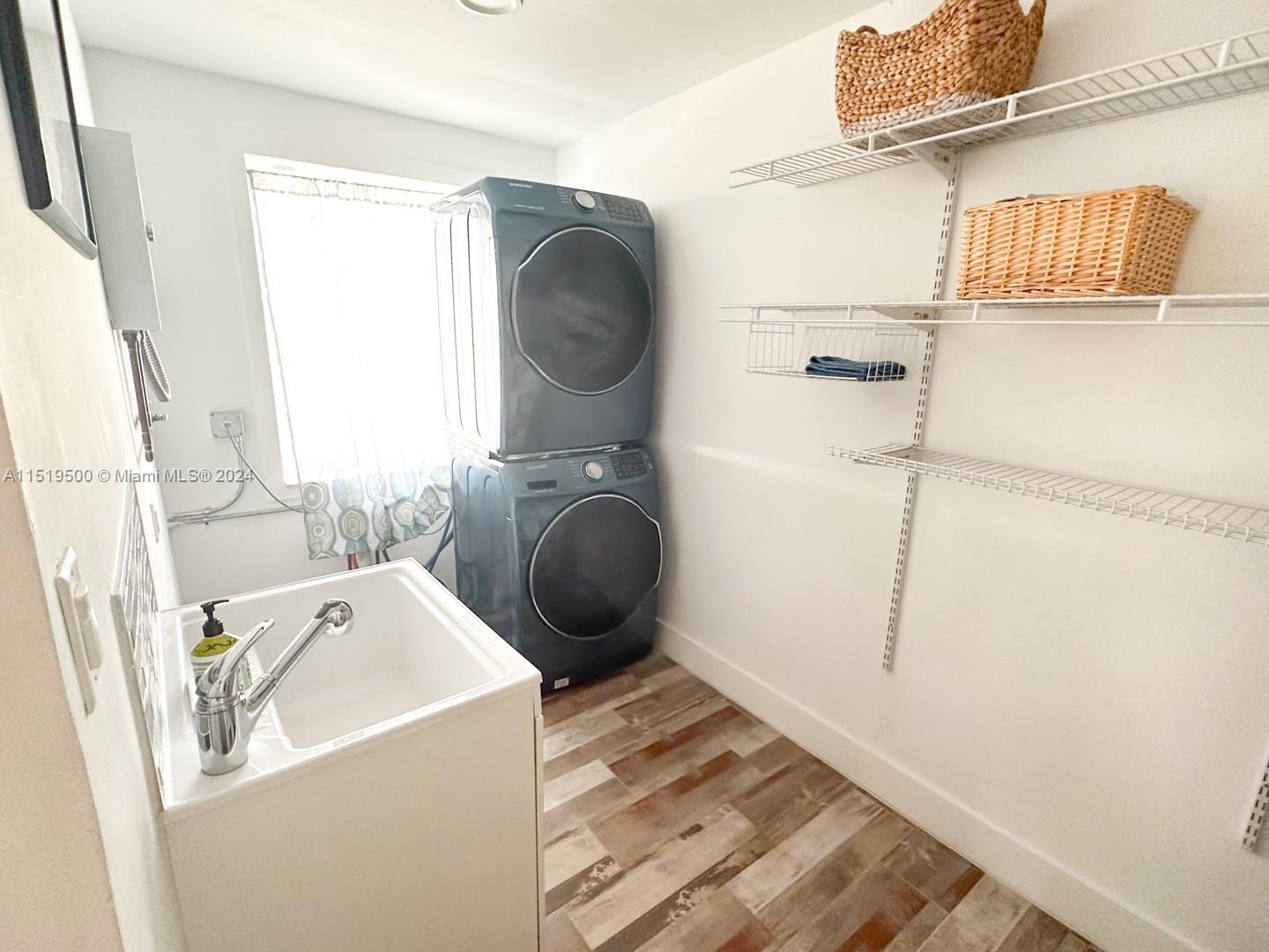 9008 Byron Ave, Surfside, Florida 33154, 3 Bedrooms Bedrooms, ,2 BathroomsBathrooms,Residential,For Sale,9008 Byron Ave,A11519500