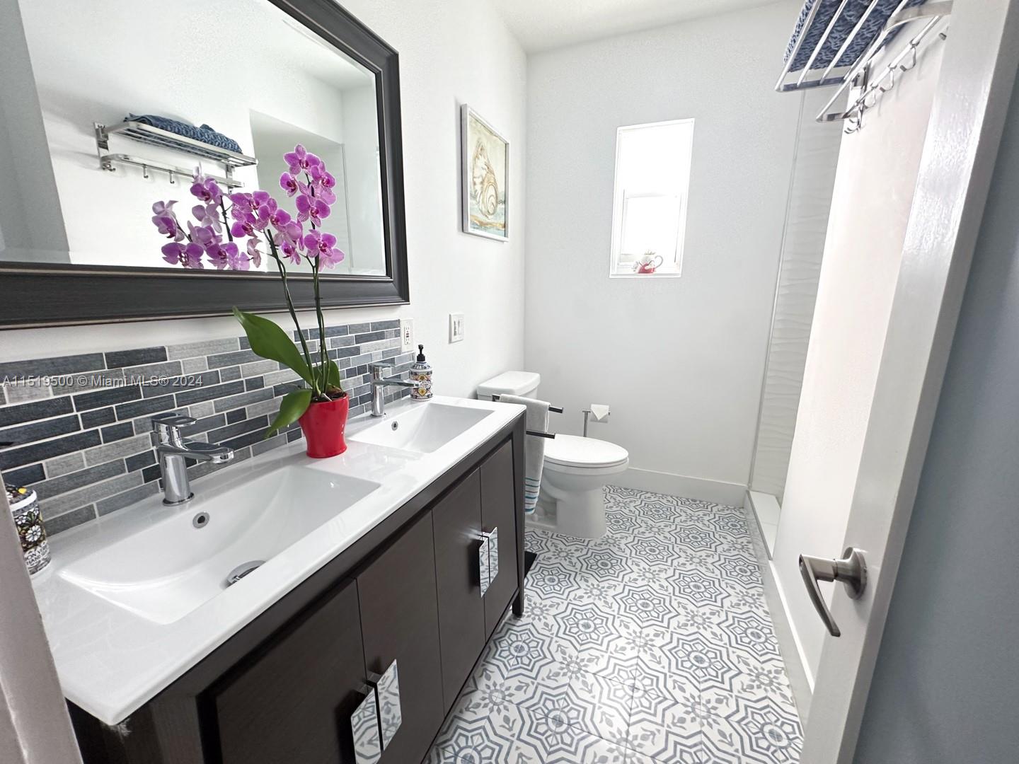 9008 Byron Ave, Surfside, Florida 33154, 3 Bedrooms Bedrooms, ,2 BathroomsBathrooms,Residential,For Sale,9008 Byron Ave,A11519500