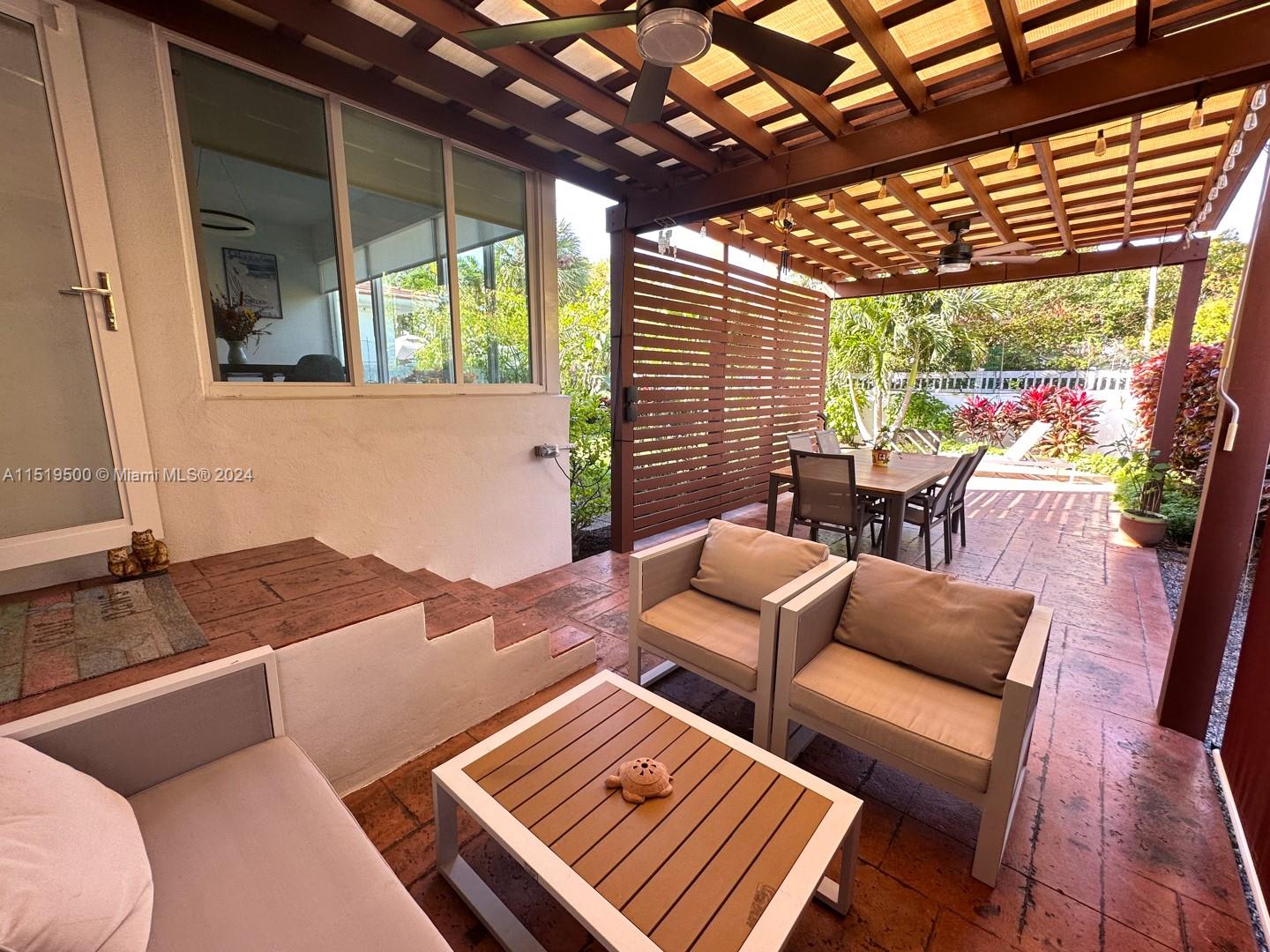 9008 Byron Ave, Surfside, Florida 33154, 3 Bedrooms Bedrooms, ,2 BathroomsBathrooms,Residential,For Sale,9008 Byron Ave,A11519500