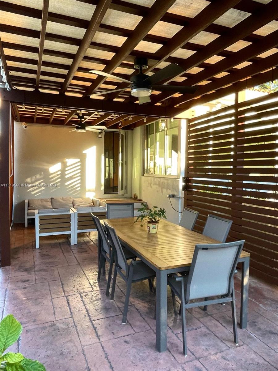 9008 Byron Ave, Surfside, Florida 33154, 3 Bedrooms Bedrooms, ,2 BathroomsBathrooms,Residential,For Sale,9008 Byron Ave,A11519500