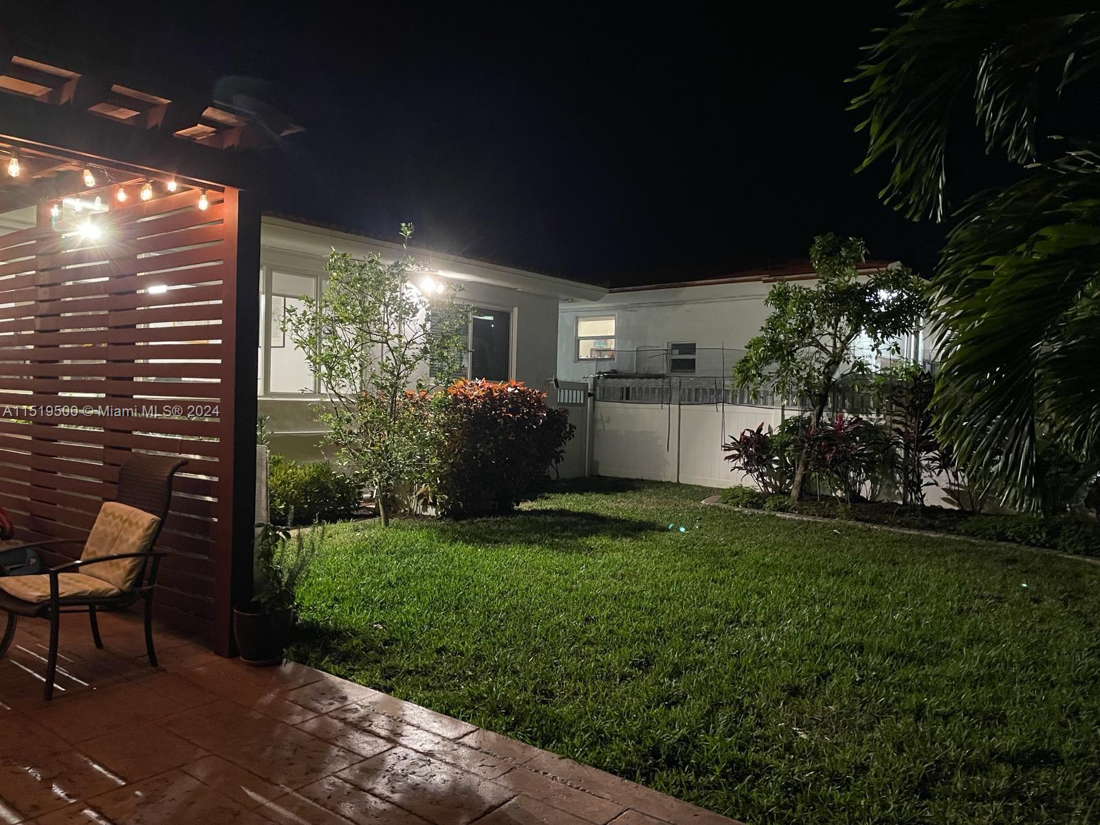 9008 Byron Ave, Surfside, Florida 33154, 3 Bedrooms Bedrooms, ,2 BathroomsBathrooms,Residential,For Sale,9008 Byron Ave,A11519500