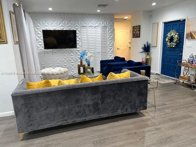 496 Melrose Cir, Fort Lauderdale, FL, 33312 United States, 3 Bedrooms Bedrooms, ,2 BathroomsBathrooms,Residential,For Sale,Melrose Cir,A11526416