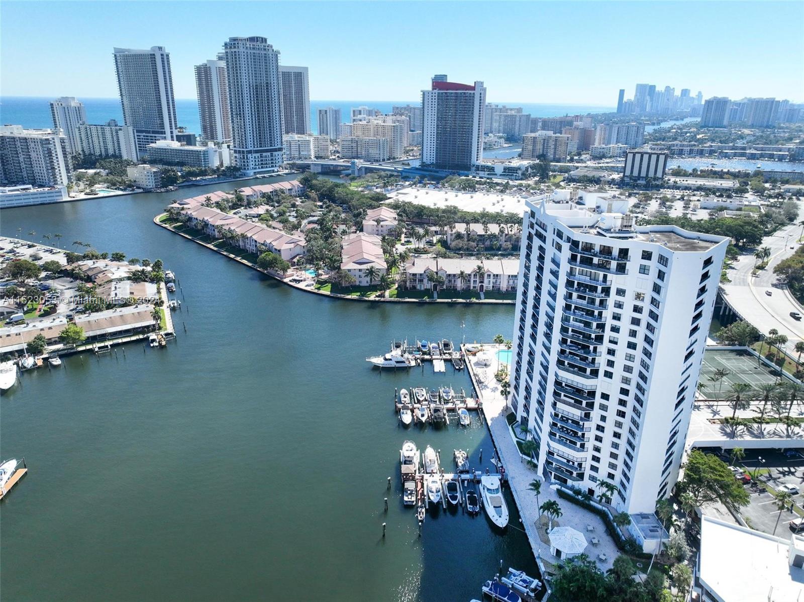300 Three Islands Blvd 819, Hallandale Beach, Florida 33009, 2 Bedrooms Bedrooms, ,2 BathroomsBathrooms,Residential,For Sale,300 Three Islands Blvd 819,A11523053