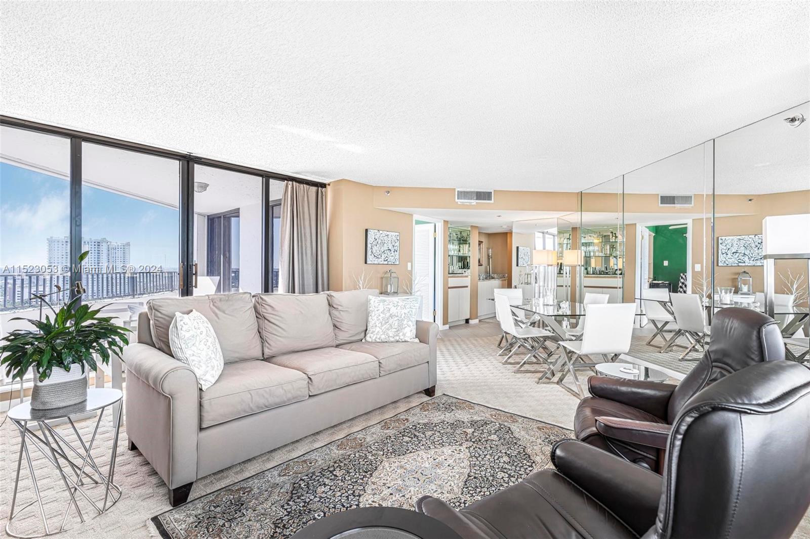300 Three Islands Blvd 819, Hallandale Beach, Florida 33009, 2 Bedrooms Bedrooms, ,2 BathroomsBathrooms,Residential,For Sale,300 Three Islands Blvd 819,A11523053
