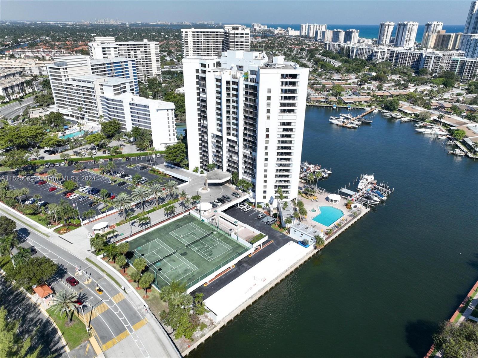 300 Three Islands Blvd 819, Hallandale Beach, Florida 33009, 2 Bedrooms Bedrooms, ,2 BathroomsBathrooms,Residential,For Sale,300 Three Islands Blvd 819,A11523053