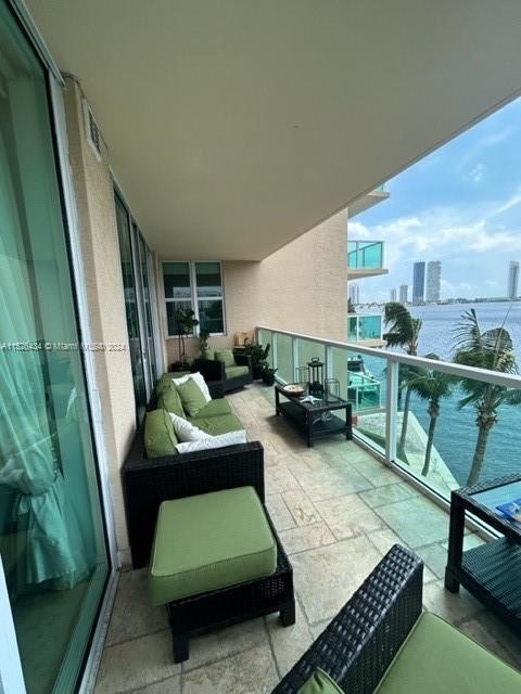 3330 NE 190 ST 415, Aventura, Florida 33180, 3 Bedrooms Bedrooms, ,3 BathroomsBathrooms,Residential,For Sale,3330 NE 190 ST 415,A11526434