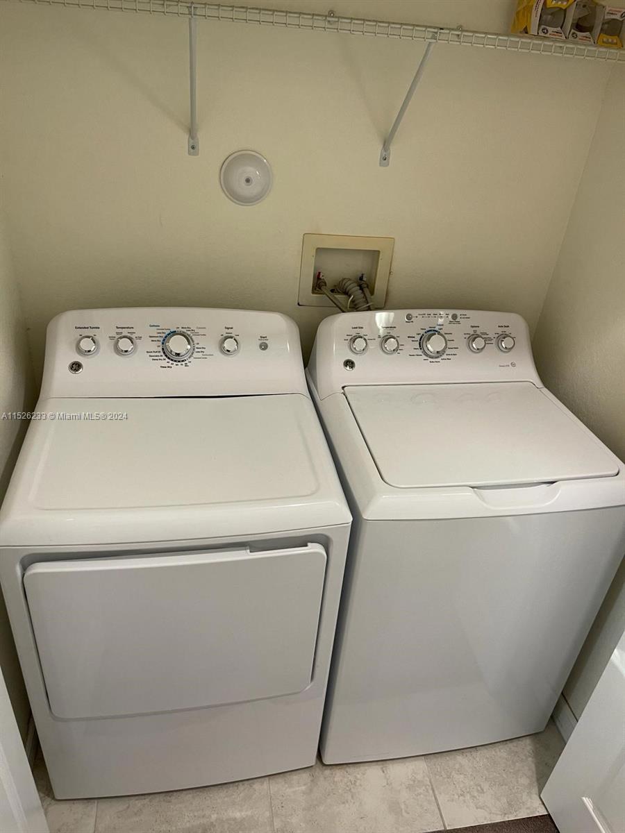 125 SE 34th Ter 125, Homestead, Florida 33033, 3 Bedrooms Bedrooms, ,2 BathroomsBathrooms,Residentiallease,For Rent,125 SE 34th Ter 125,A11526233