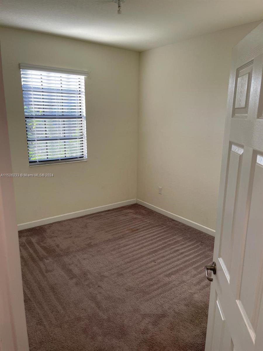 125 SE 34th Ter 125, Homestead, Florida 33033, 3 Bedrooms Bedrooms, ,2 BathroomsBathrooms,Residentiallease,For Rent,125 SE 34th Ter 125,A11526233