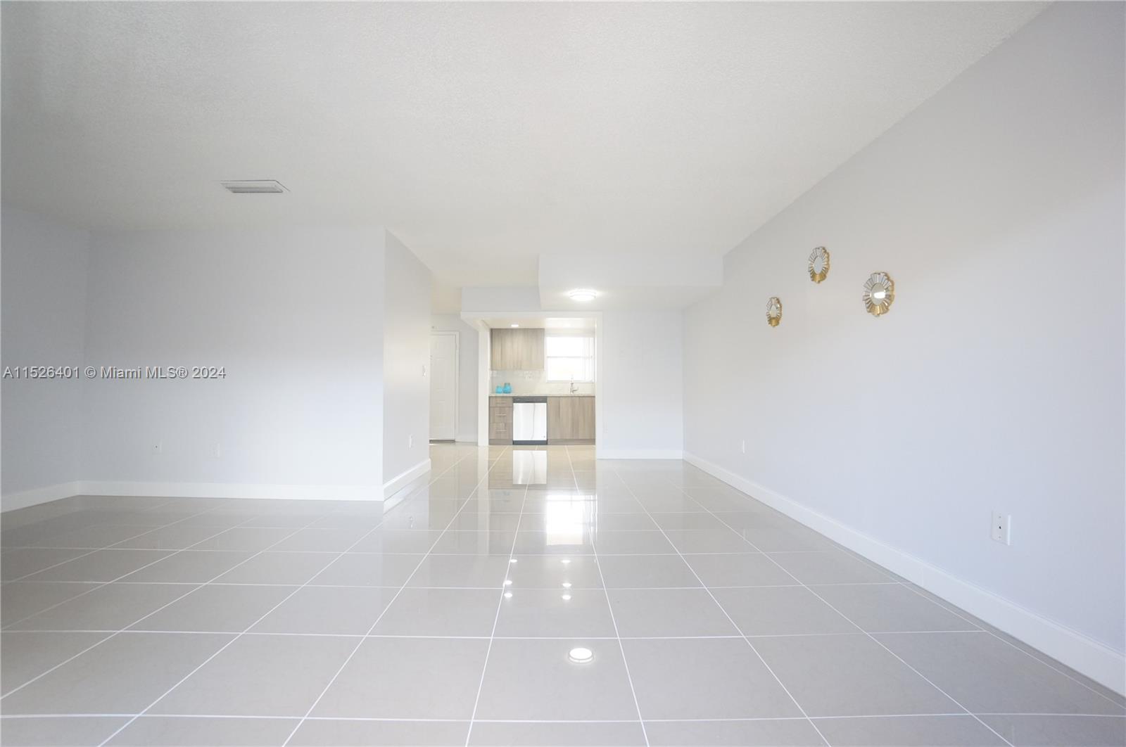 9369 Fontainebleau Blvd J223, Miami, Florida 33172, 2 Bedrooms Bedrooms, ,2 BathroomsBathrooms,Residential,For Sale,9369 Fontainebleau Blvd J223,A11526401