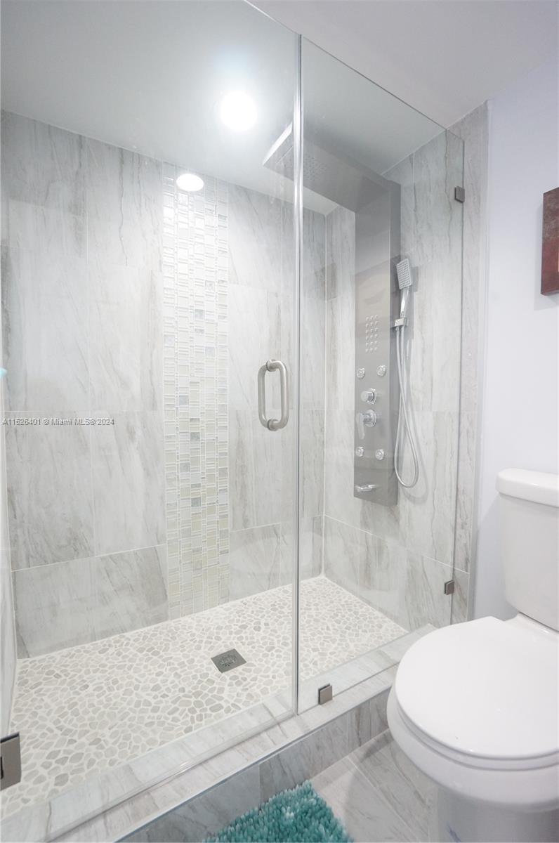 9369 Fontainebleau Blvd J223, Miami, Florida 33172, 2 Bedrooms Bedrooms, ,2 BathroomsBathrooms,Residential,For Sale,9369 Fontainebleau Blvd J223,A11526401