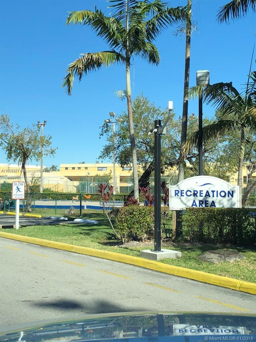 9369 Fontainebleau Blvd J223, Miami, Florida 33172, 2 Bedrooms Bedrooms, ,2 BathroomsBathrooms,Residential,For Sale,9369 Fontainebleau Blvd J223,A11526401