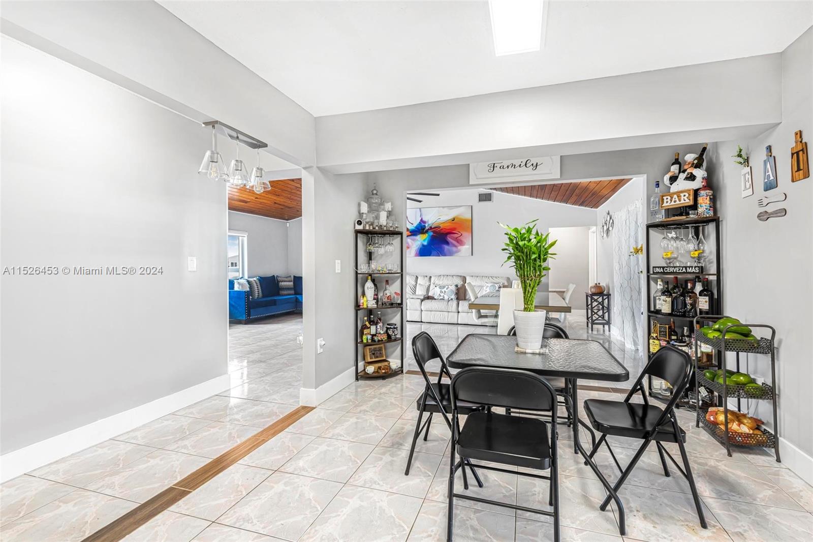 545 NW 12th St, Homestead, Florida 33030, 5 Bedrooms Bedrooms, ,3 BathroomsBathrooms,Residential,For Sale,545 NW 12th St,A11526453