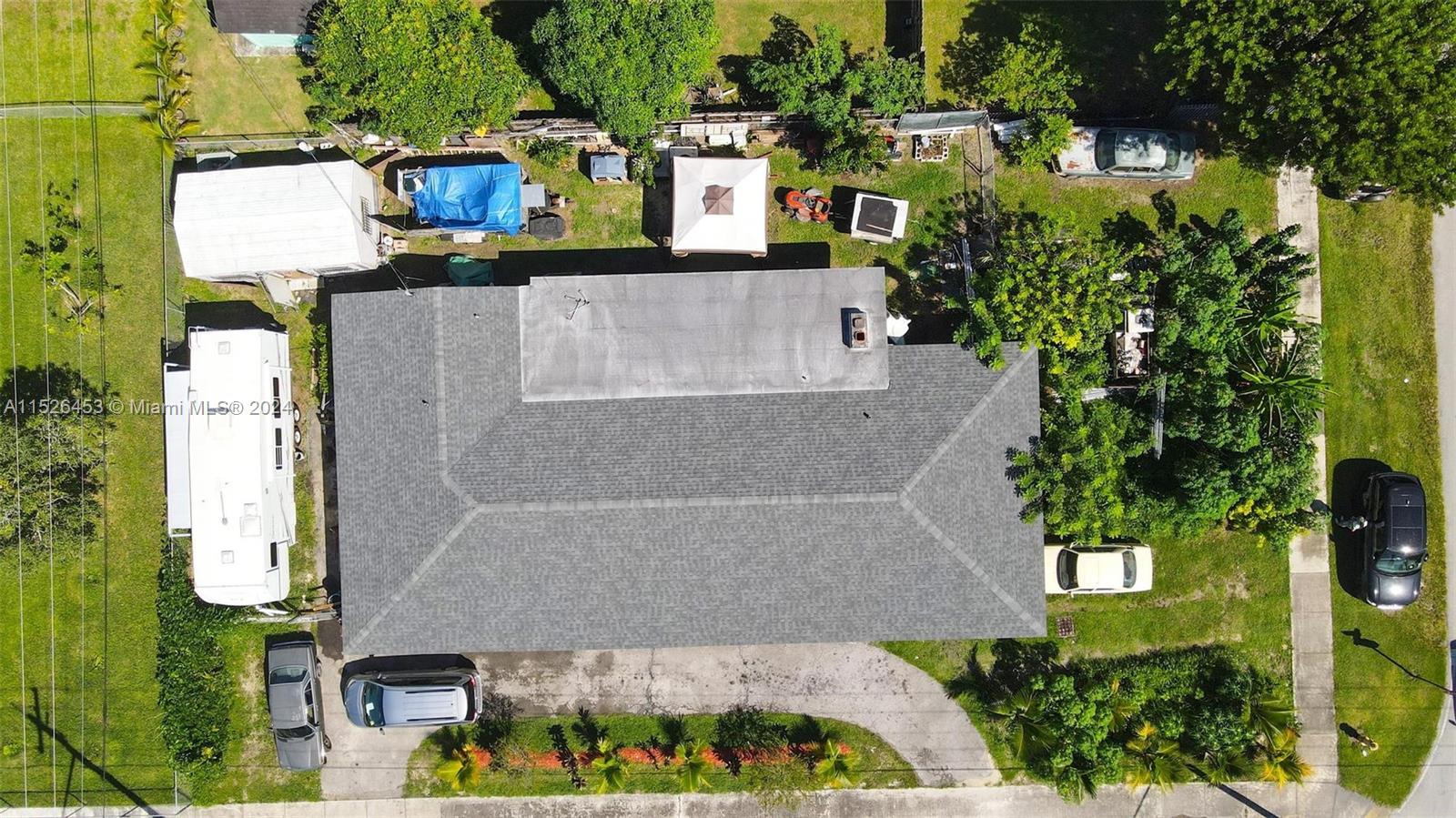 545 NW 12th St, Homestead, Florida 33030, 5 Bedrooms Bedrooms, ,3 BathroomsBathrooms,Residential,For Sale,545 NW 12th St,A11526453