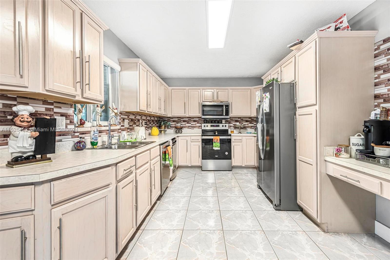 545 NW 12th St, Homestead, Florida 33030, 5 Bedrooms Bedrooms, ,3 BathroomsBathrooms,Residential,For Sale,545 NW 12th St,A11526453