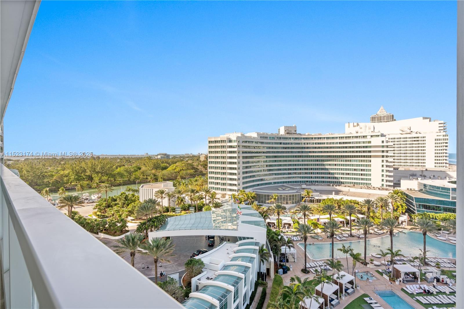 4391 COLLINS AV 1007, Miami Beach, Florida 33140, 1 Bedroom Bedrooms, ,1 BathroomBathrooms,Residential,For Sale,4391 COLLINS AV 1007,A11523174