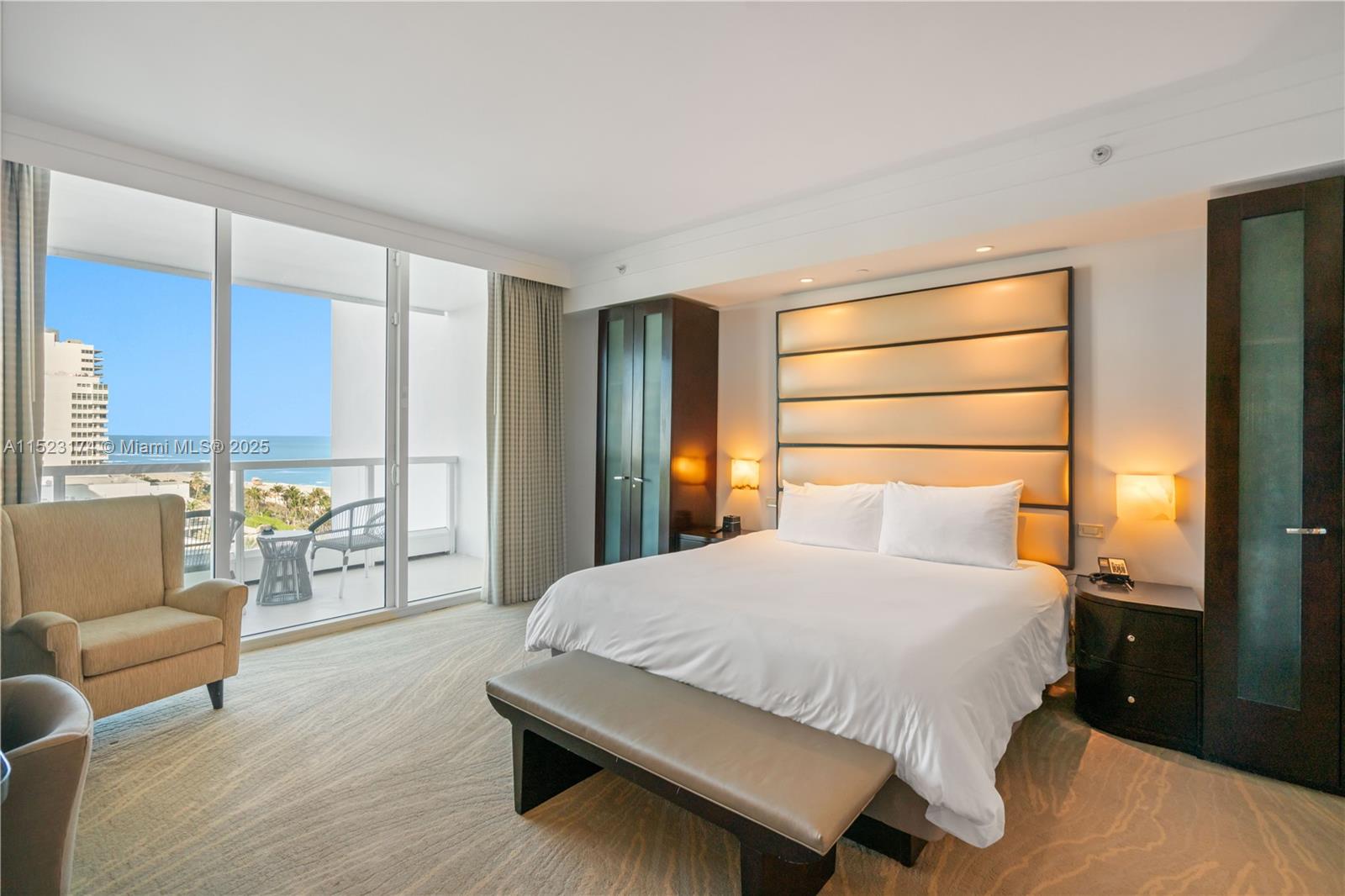 4391 COLLINS AV 1007, Miami Beach, Florida 33140, 1 Bedroom Bedrooms, ,1 BathroomBathrooms,Residential,For Sale,4391 COLLINS AV 1007,A11523174