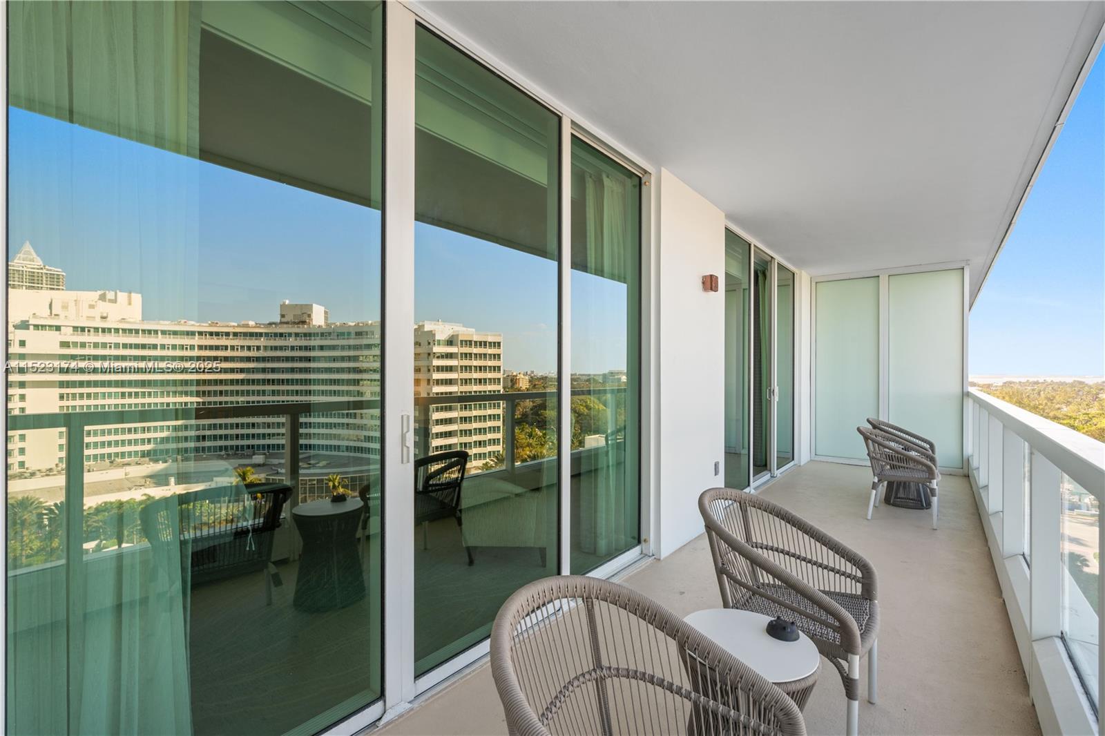 4391 COLLINS AV 1007, Miami Beach, Florida 33140, 1 Bedroom Bedrooms, ,1 BathroomBathrooms,Residential,For Sale,4391 COLLINS AV 1007,A11523174